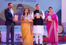 Photo of देहरादून: सीएम धामी ने किया ‘लीडिंग लेडीज’ पुस्तक का विमोचन