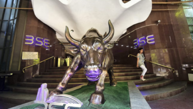 Photo of लाल निशान पर खुला भारतीय शेयर बाजार; सेंसेक्स 261 अंक टूटा