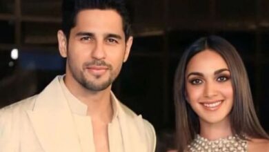 Photo of सिद्धार्थ मल्होत्रा और कियारा आडवाणी ने दिखाई बेटी की पहली झलक