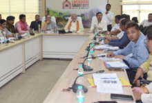 Photo of यूपी: जिला प्रभारी मंत्री के सामने महापौर पर भड़के भाजपा विधायक योगेश