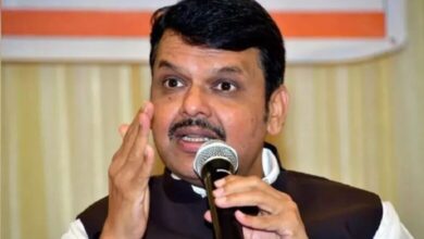 Photo of सीएम फडणवीस ने पुणे भूमि घोटाले में जांच समिति गठित की