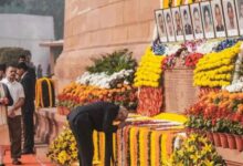 Photo of संसद हमले की 24वीं बरसी: पीएम मोदी-राहुल गांधी ने शहीदों को दी श्रद्धांजलि