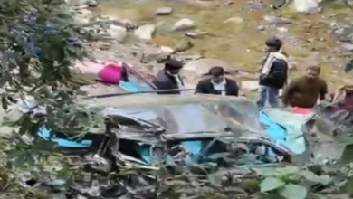 Photo of कैंची धाम के पास बड़ा सड़क हादसा, श्रद्धालुओं की कार खाई में गिरी