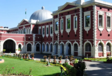 Photo of हाईकोर्ट ने भवन निर्माण की ‘गति और गुणवत्ता’ पर उठाए सवाल, सरकार से मांगी स्टेटस रिपोर्ट