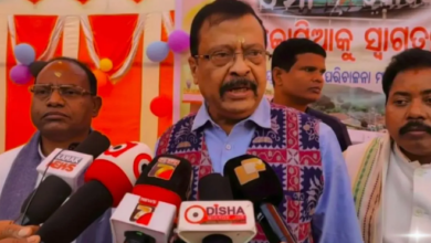 Photo of ‘बुआ बनकर रहे आंध्र प्रदेश, मां बनने की कोशिश न करे’, सीमा विवाद पर ओडिशा के मंत्री का कड़ा संदेश 