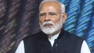 Photo of पीएम मोदी के बंगाल दौरे में मौसम बना बाधा, कम विजिबिलटी के कारण नादिया में लैंड नहीं हुआ हेलीकॉप्टर