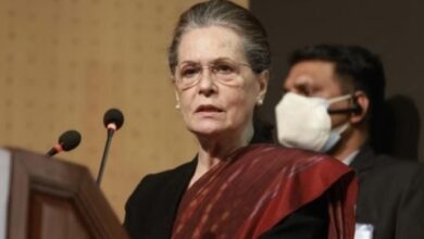 Photo of दिल्ली : कांग्रेस नेता सोनिया गांधी को राउज एवेन्यू कोर्ट का नोटिस