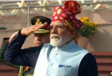 Photo of पीएम मोदी ने 77वें गणतंत्र दिवस पर पहनी मरून रंग की पगड़ी