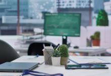 Photo of आपकी टेबल पर रखी ये चीजें रोक रही आपकी ग्रोथ? जानें खास वास्तु नियम