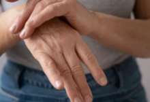 Photo of जोड़ों में दर्द और सुबह की अकड़न को न करें नजरअंदाज, हो सकता है आर्थराइटिस