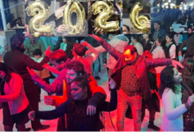 Photo of  पहाड़ से मैदान तक जश्न में डूबा उत्तराखंड, ऐसे किया नए साल का स्वागत