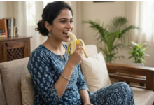 Photo of इंस्टेंट एनर्जी ही नहीं, हैप्पी मूड और हेल्दी स्किन के लिए भी जरूर खाएं केला