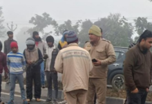 Photo of बरेली में दर्दनाक हादसा: ट्रक की टक्कर से बाइक सवार पिता और दो पुत्रों की मौत