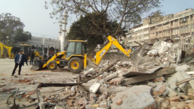 Photo of दिल्ली के तुर्कमान गेट इलाके में बवाल: कैसे भड़का था उपद्रव? सपा सांसद का आया नाम