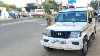 Photo of रफ्तार का कहर! बस और मोटरसाइकिल के बीच हुई भीषण टक्कर, दो लोगों की हुई मौत