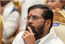 Photo of होटल से 5 दिन बाद बाहर निकले शिंदे के 29 पार्षद, अब दिल्ली में होगा BMC मेयर पर फैसला