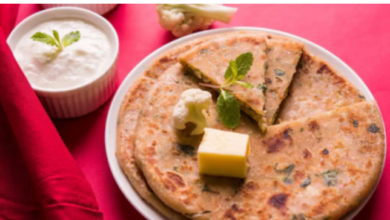 Photo of इस रेसिपी से बनाएं एकदम परफेक्ट गोभी पराठा, नहीं रहेगी स्टफिंग बाहर निकलने की टेंशन