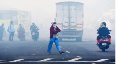Photo of वायु प्रदूषण पर बांबे हाई कोर्ट के तीखे तेवर, कहा- अधिकारी भी उसी हवा में सांस ले रहे