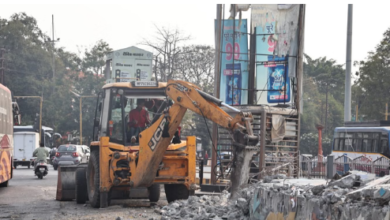 Photo of  ठेकेदार बीरटीएस अधूरा छोड़ हुआ गायब, अब निगम तोड़ रहा बस स्टाॅपों को