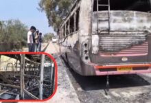 Photo of दिल्ली में खड़ी बस बनी मौत: मछली मार्केट में निजी वाहन में लगी भीषण आग