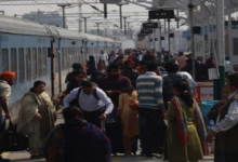 Photo of ट्रेनों की लेटलतीफी से हाहाकार, त्योहार से पहले यात्रियों की बढ़ी मुसीबत