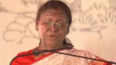 Photo of मयूरभंज में दिवंगत पति के स्मारक पर राष्ट्रपति मुर्मू हुईं भावुक, छलक पड़े आंसू