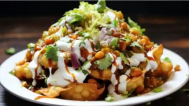 Photo of घर पर मिनटों में बनाएं स्ट्रीट स्टाइल दही समोसा चाट
