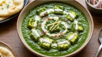 Photo of रेस्टोरेंट जैसे रंग और स्वाद के लिए इस तरीके से बनाएं पालक-पनीर