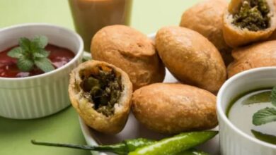 Photo of घर पर नाश्ते के लिए बनानी है मटर कचौड़ी, तो नोट कर लें हलवाई जैसी खस्ता कचौड़ी