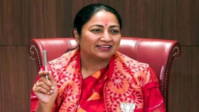Photo of दिल्ली की CM रेखा गुप्ता का बड़ा ऐलान: सड़क हादसे में घायलों की मदद करने वालों को मिलेंगे 25,000 रुपये