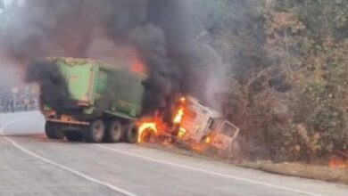 Photo of तेज रफ्तार का कहर, कोरबा में कोयला लदे ट्रेलर और सीमेंट गाड़ी की भीषण टक्कर, जिंदा जला चालक