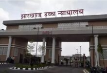 Photo of झारखंड में अवैध कब्जों पर हाईकोर्ट सख्त: कमेटी नहीं, कार्रवाई बताइए