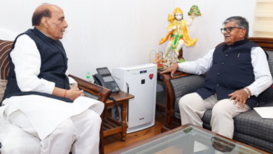 Photo of रक्षामंत्री से मिले गवर्नर: बॉर्डर पर एंटी ड्रोन सिस्टम मजबूत करने पर चर्चा