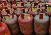 Photo of हरियाणा में LPG सिलेंडरों की कालाबाजारी…अवैध उपयोग पर 8 FIR दर्ज