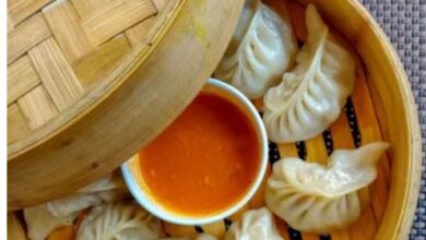 Photo of मोमोज तो बन जाते हैं, पर चटनी में वो स्वाद नहीं आता? इन स्टेप से घर पर तैयार करें स्ट्रीट-स्टाइल चटनी