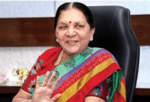 Photo of रायबरेली के रेल कोच फैक्टरी पहुंचीं राज्यपाल आनंदीबेन पटेल