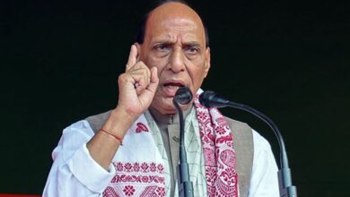Photo of दीक्षांत समारोह : रक्षामंत्री राजनाथ सिंह ने किया ‘वाइट कोट सिंड्रोम’ का जिक्र