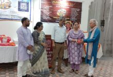 Photo of पंकज आर्ट्स फाउंडेशन की ओर से ललिता पांडे की 10वीं लोककला प्रदर्शनी का हुआ आयोजन