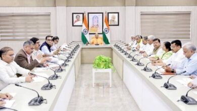 Photo of यूपी: सीएम योगी बोले- बारिश से खराब सड़कों को तत्काल मोटरेबल बनाएं